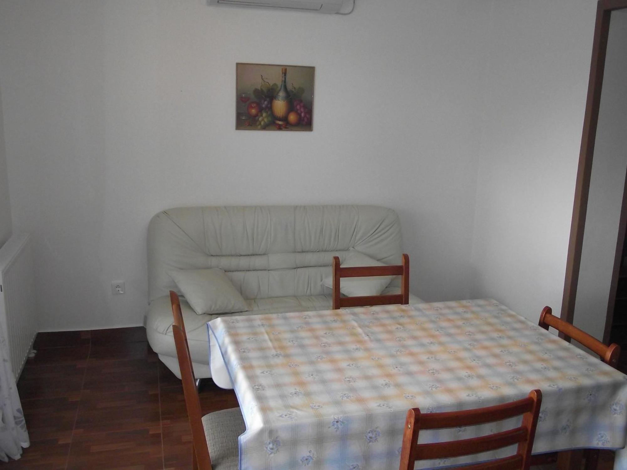 Apartments With A Parking Space Novi Vinodolski - 15823 Kamer foto